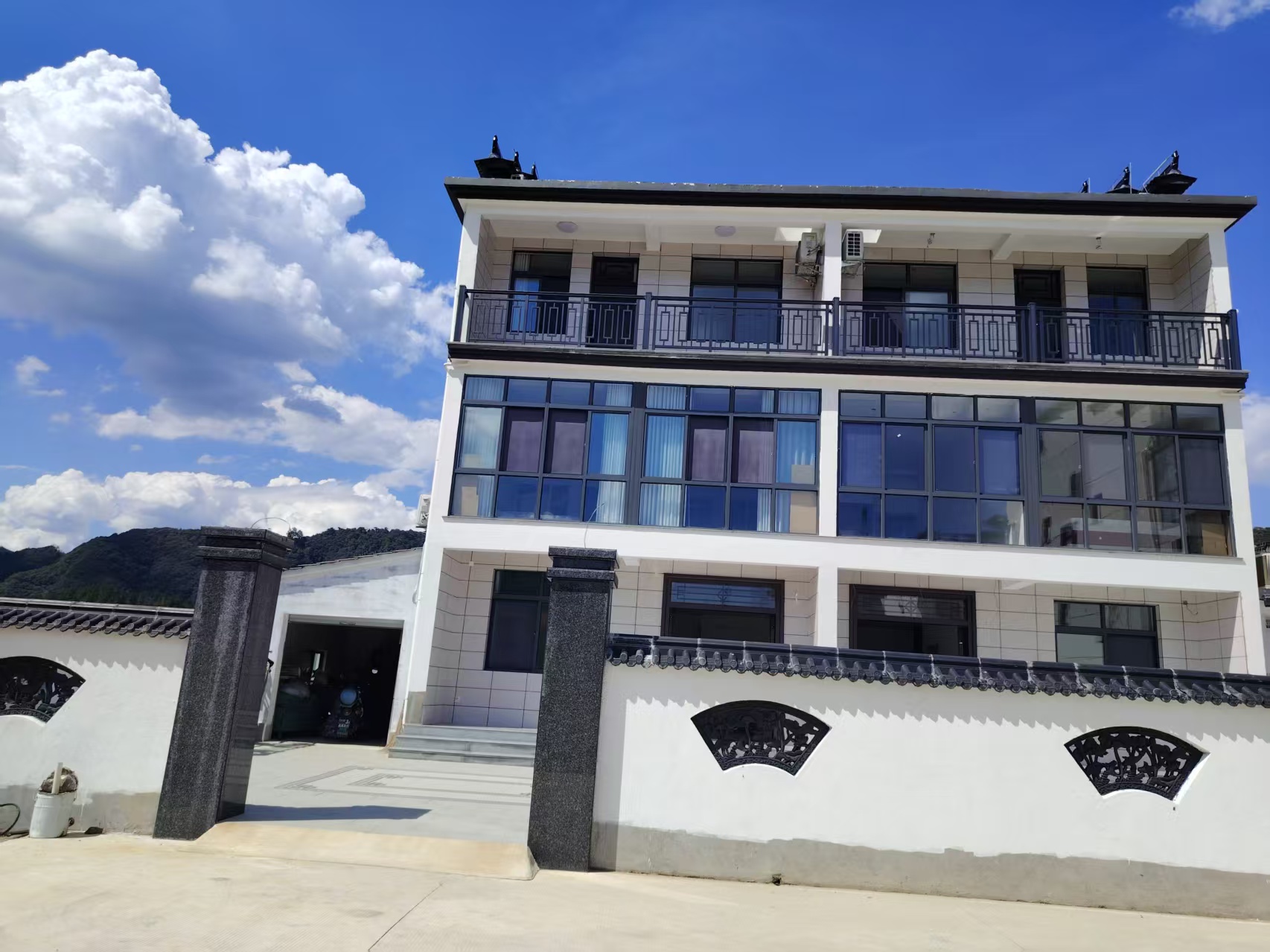 Tingjian Homestay Over view