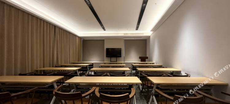 丽呈峰际(佛山伦教地铁站店)图片