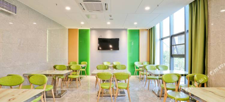 青皮树酒店(合肥瑶海区新安江路龙岗地铁站店)图片