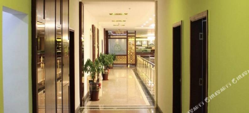 乐东鑫泰源酒店图片