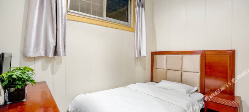 西安自在酒店(省人民医院黄雁村地铁站店)图片