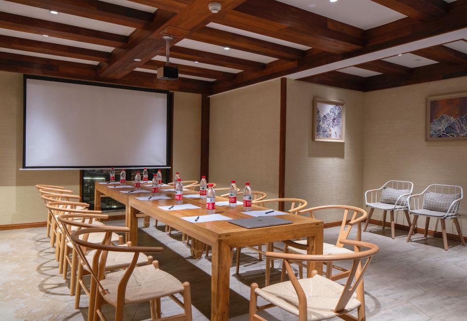 Joy Luck Huahu Resorts Hotel Overview