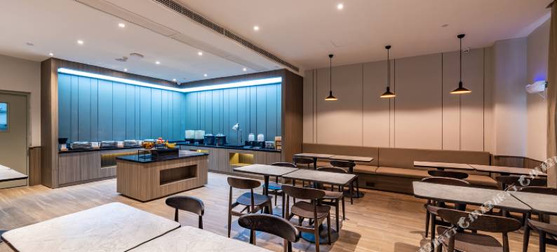 汉庭酒店(武汉梦时代街道口地铁站店)图片