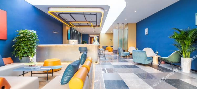 兰欧尚品酒店(铜仁万山区西南商贸城店)图片