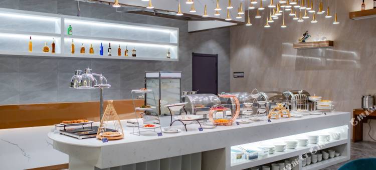 荆州高铁站方特兰欧国际酒店图片