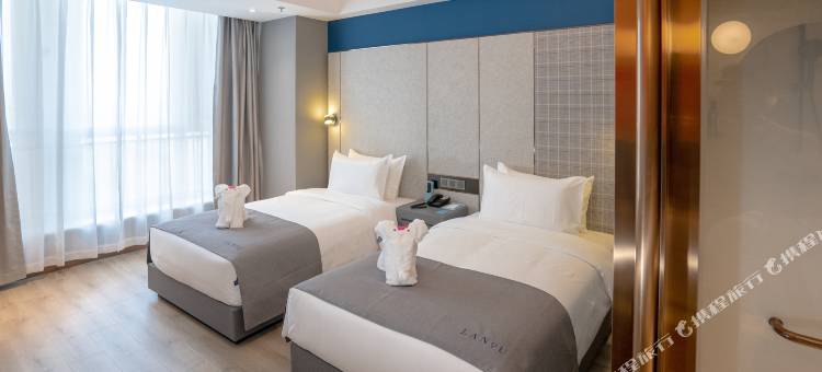 兰欧酒店(黄岛区薛家泊子地铁站店)图片