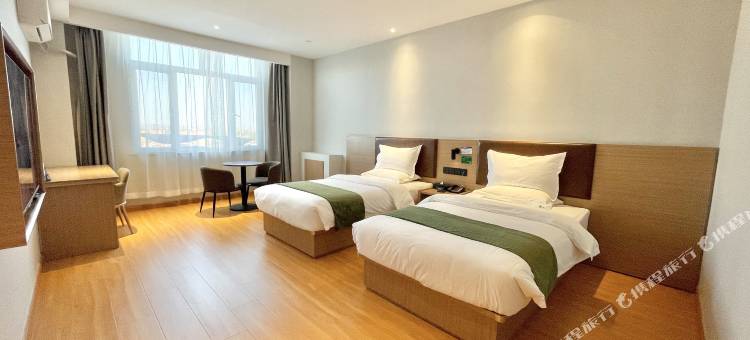 格林豪泰酒店(吉木萨尔准东五彩湾政务中心智选店)图片