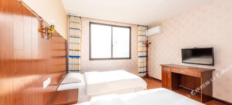 哈啰轻酒店(丹阳火车站店)图片