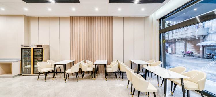 龙鑫商务酒店(龙港镇前路店)图片