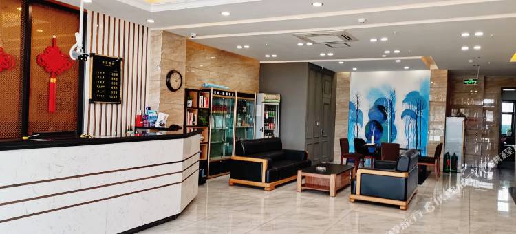 库尔勒明悦皇冠酒店(火车站店)图片