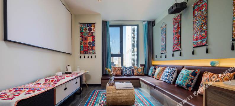 得舍民宿(太原长风商务区万象城店)图片