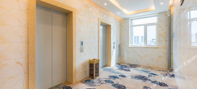 艺龙安云酒店夏忆栈(秦皇岛火车站人民广场店)图片