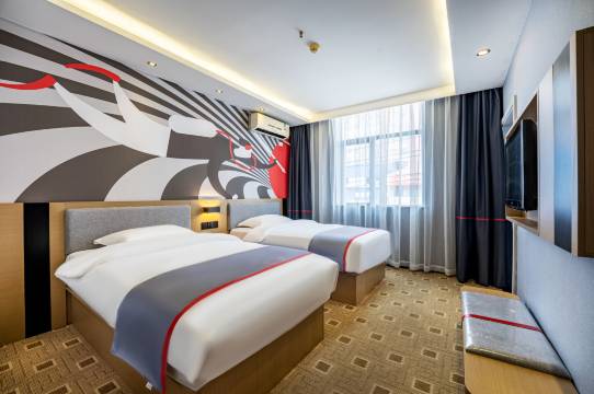 骏怡连锁酒店(英山英皇店)