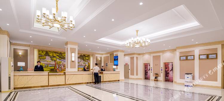 维也纳酒店(文山州一中西华公园店)图片