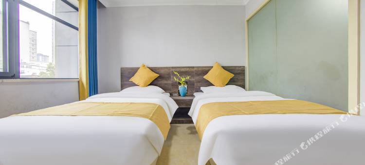 派酒店(西安土门金光门地铁站店)图片