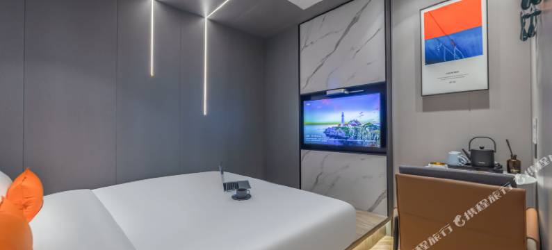 宁波青藤艺宿酒店(北仑弘基广场店)图片