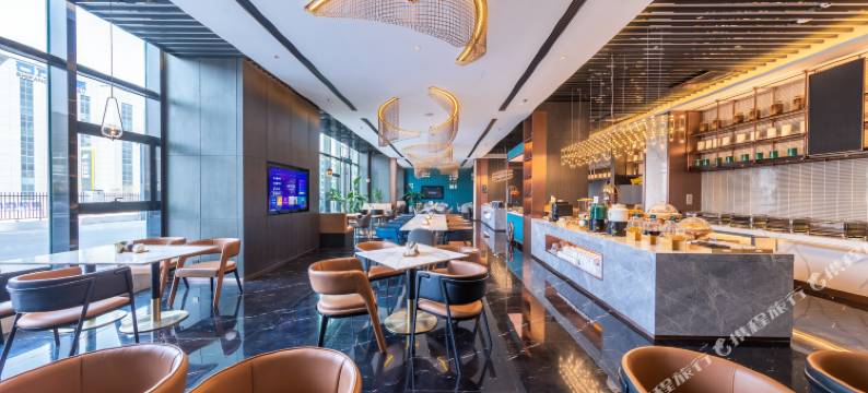 济南旅游路文旅城亚朵酒店图片