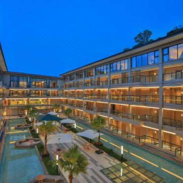 杭州建德芳草园雷迪森怿曼酒店(严州古城景区店)图片