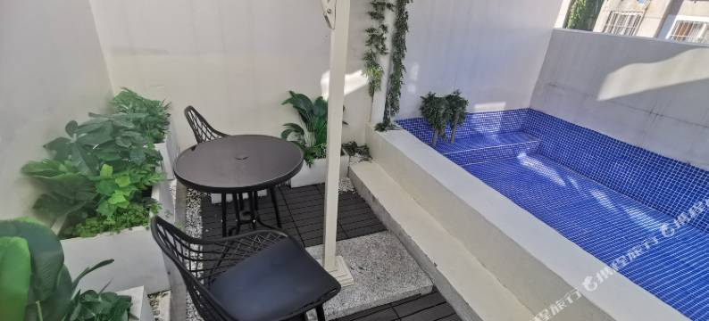 溪花涧影视酒店(昆明老街南屏街店)图片