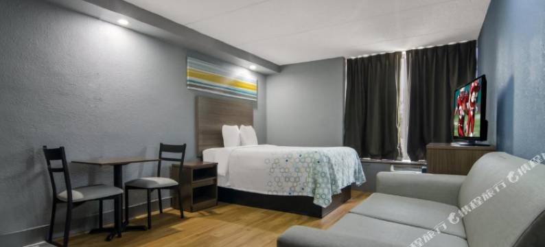 芝加哥红屋顶开放式公寓 - 北奥罗拉/内珀维尔(HomeTowne Studios Conference Chicago - N Aurora/ Naperville)图片