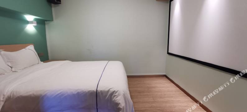 万宁春风十里LOFT精品民宿(万宁高铁站店)图片