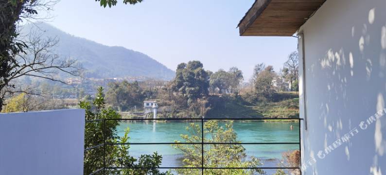 江小鸭·茶巷民宿(东江湖景区店)图片