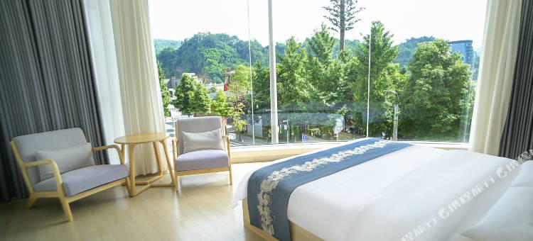 和川雅居民宿(雅安天全中医院店)图片