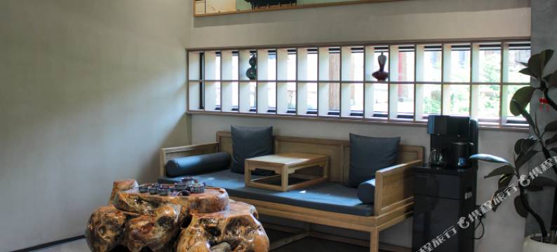 丛林间民宿(八里沟店)图片