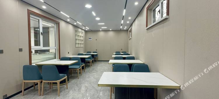 季枫国际酒店(哈尔滨T2航站楼店)图片