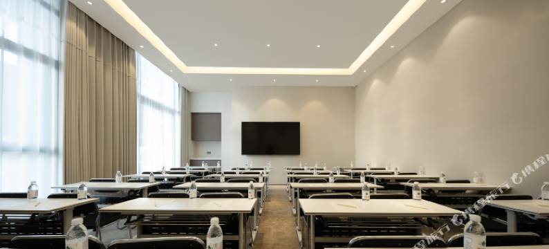 曲靖麒麟区花柯夜市亚朵酒店图片