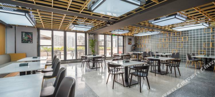 秋果X公寓(深圳宝安西乡地铁站店)图片