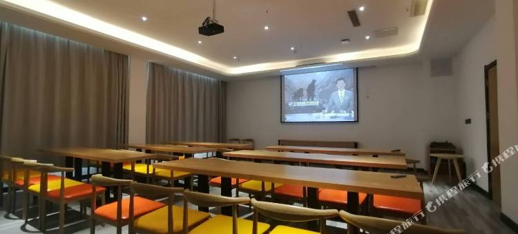 格林豪泰商务酒店(菏泽CBD火车站万达广场店)图片