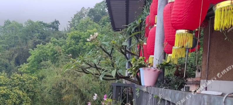 元阳云裳人家客栈图片