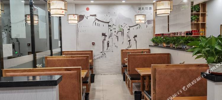 睿柏云酒店(长春一汽高专店)图片