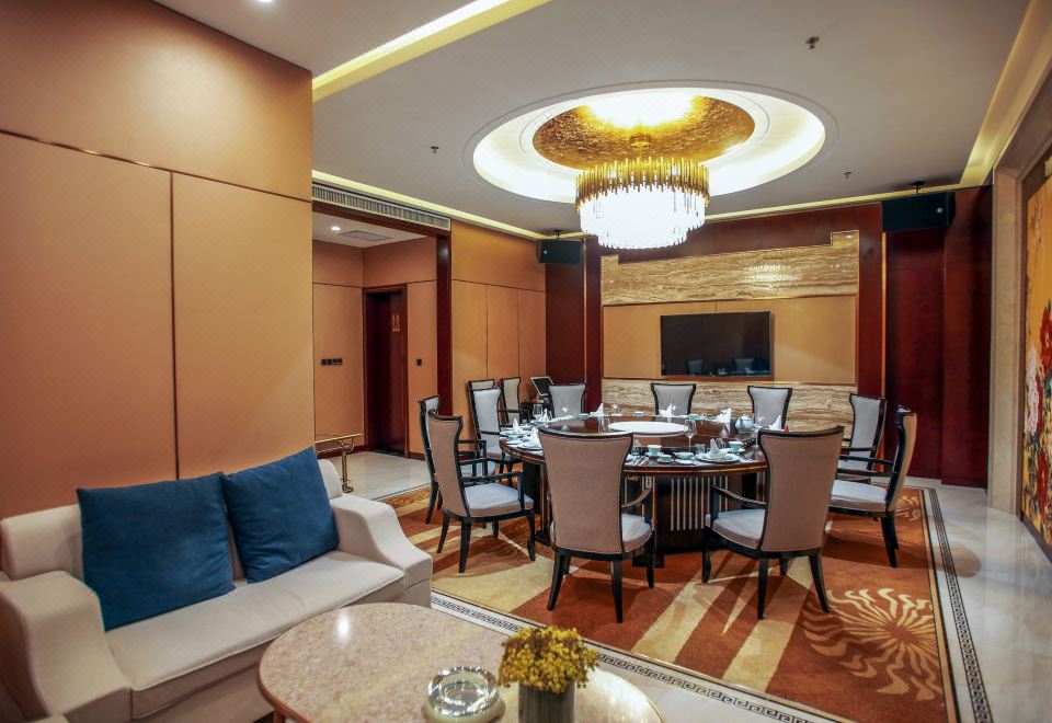 Faku Guest House Hotel Overview