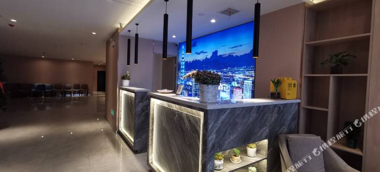 驿家365连锁酒店(石家庄海世界留村地铁站店)图片