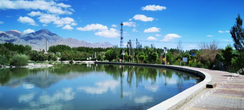 海西红崖大酒店图片
