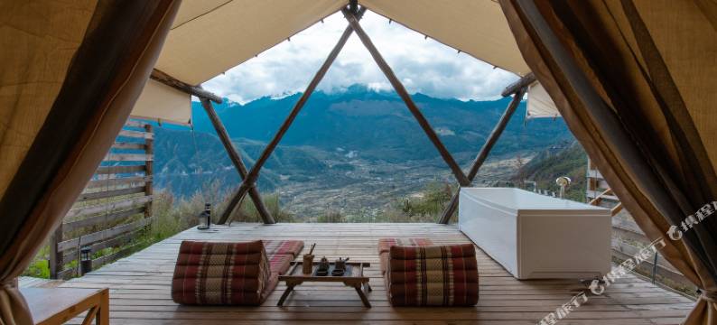 香格里拉云阶·格兰平营地(哈巴村店)图片