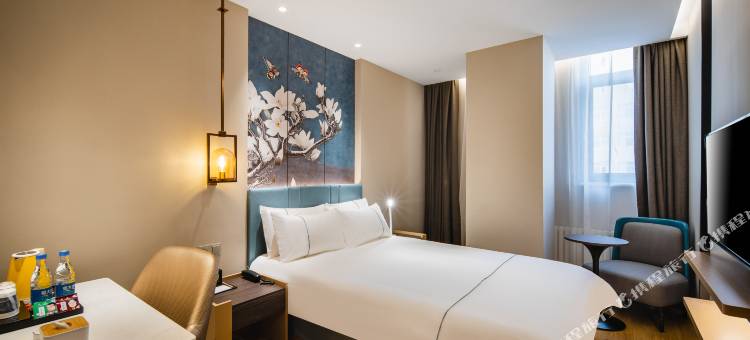 白玉兰酒店(沈阳市府广场中街步行街店)图片