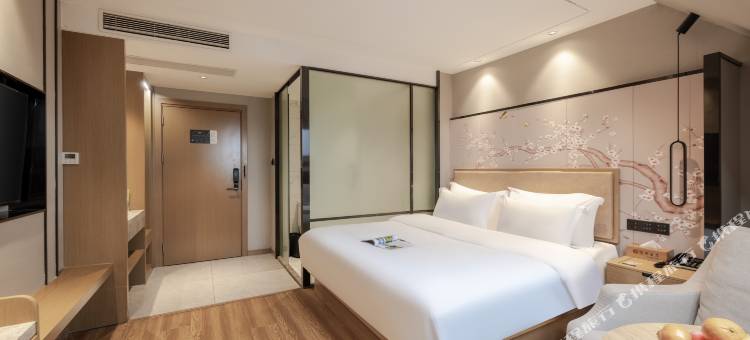港都酒店(义乌中心医院南山公园店)图片