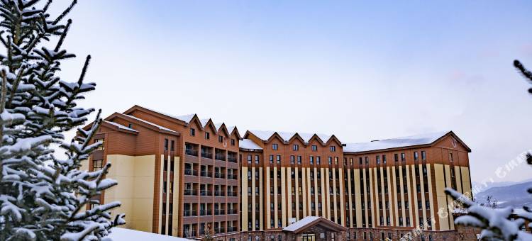 北大湖山湖居酒店图片