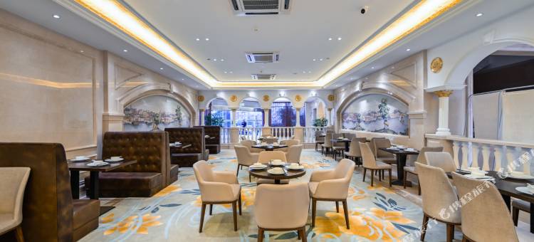 山里郎国际大酒店图片