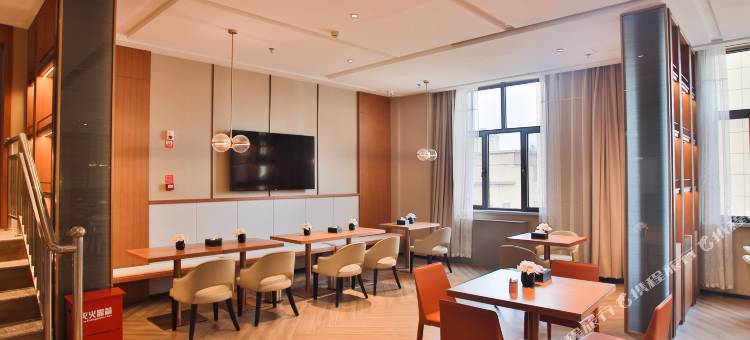 怡程酒店(库车天山中路店)图片