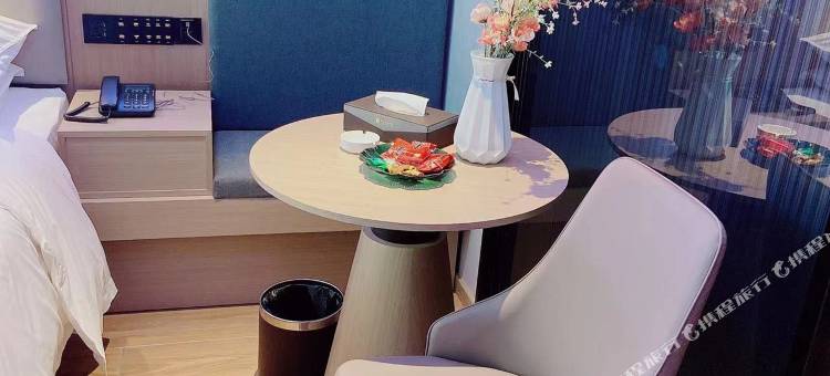 义乌万川酒店(佛堂古镇老街店)图片