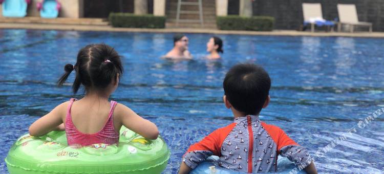 海口鸿洲埃德瑞皇家园林酒店(美兰机场店)图片