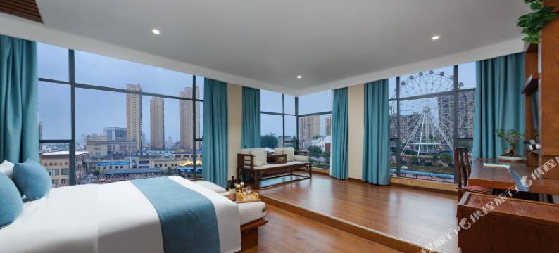 猫栈尊享酒店(麻城北站店)图片