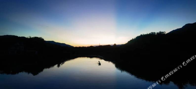 仙岛·湖畔湖景主题酒店图片