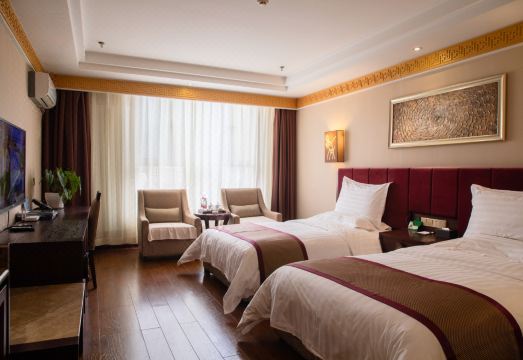 Zhuoni Convention Center Hotel Overview