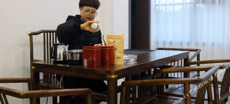 江峰阁边城民宿(洪安边城景区店)图片