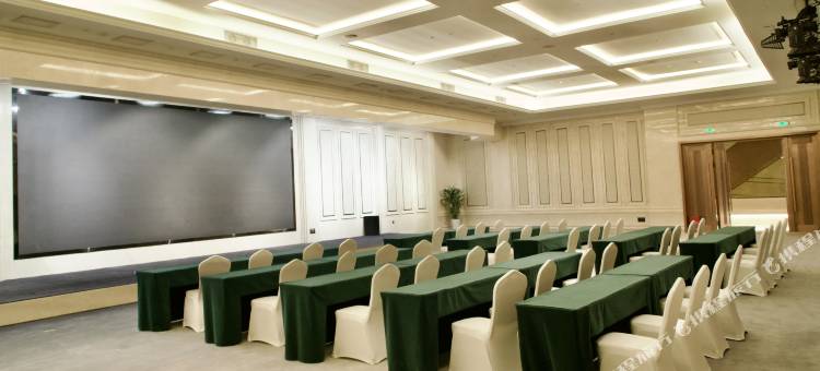 南昌文演建国饭店(万象城南昌之星摩天轮店)图片